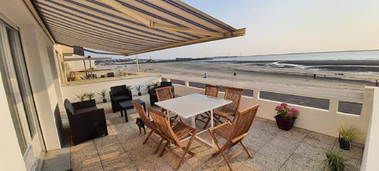 Superbe Appartement Avec Terasse Face A La Mer Булон сюр Мер Екстериор снимка