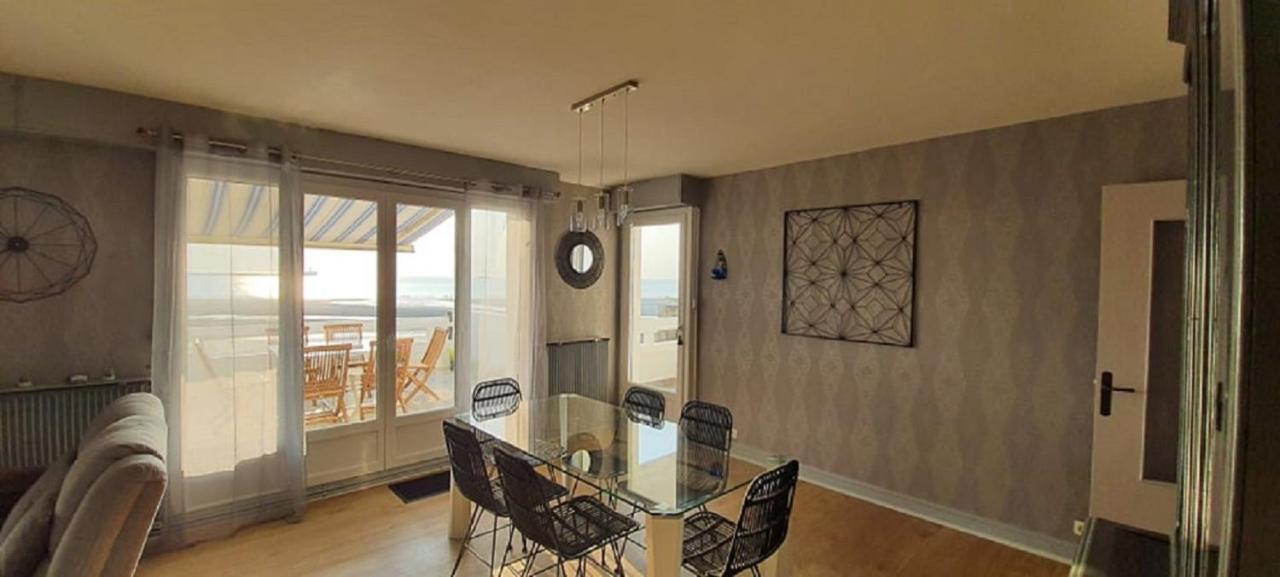 Superbe Appartement Avec Terasse Face A La Mer Булон сюр Мер Екстериор снимка